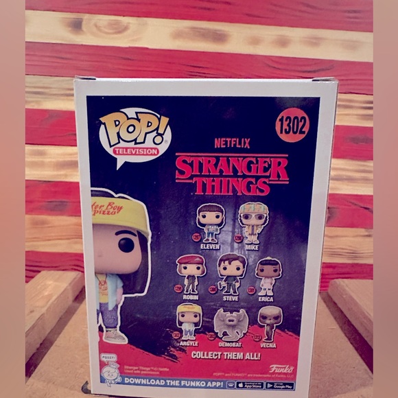 Funko POP Stranger Things Argyle #1302 - Picture 3 of 4